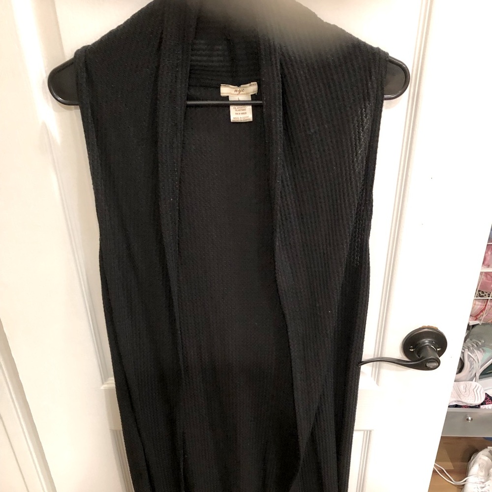 NYC long vest black size large
